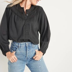 NWT Old Navy Grey Oversized Crochet Pom-Pom Dolman-Sleeve Blouse